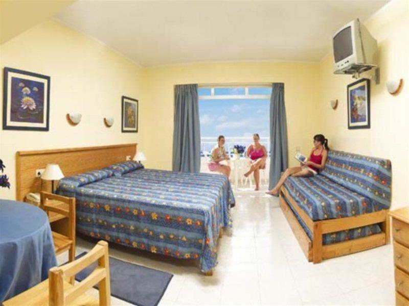 Aparthotel Catalina Sant Antoni de Portmany Zewnętrze zdjęcie