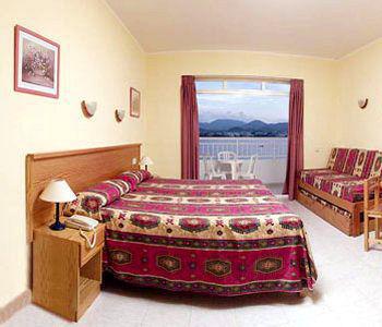 Aparthotel Catalina Sant Antoni de Portmany Zewnętrze zdjęcie